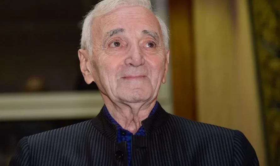 Les addictions de Charles Aznavour : Les démons cachés derrière une carrière légendaire