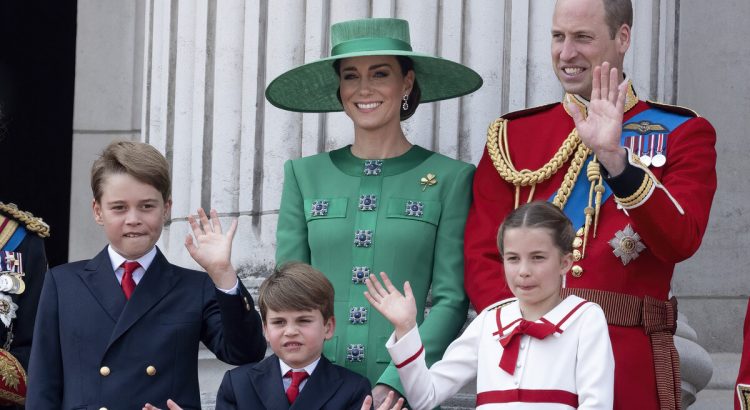 Kate Middleton séparée de George, Charlotte et Louis pour Noël ? Mike Tindall balance