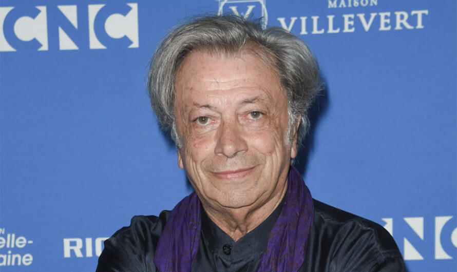 Hervé Vilard sans tabou sur sa bisexualité : “J’ai rencontré des filles, des garçons aussi…”