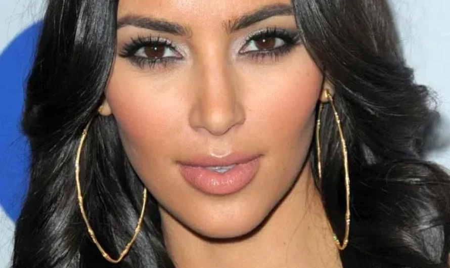 Kim Kardashian enflamme Paris pour ses 45 ans