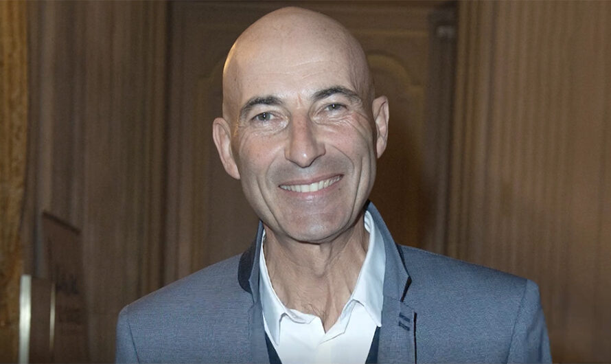 Nicolas Canteloup habite une maison aux portes de Paris : « J’ai l’impression de vivre comme un Indien »