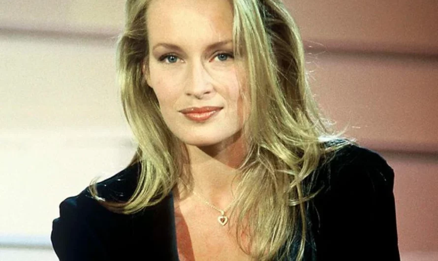 Estelle Lefébure découvre un secret de famille bouleversant lors des funérailles de son Pere