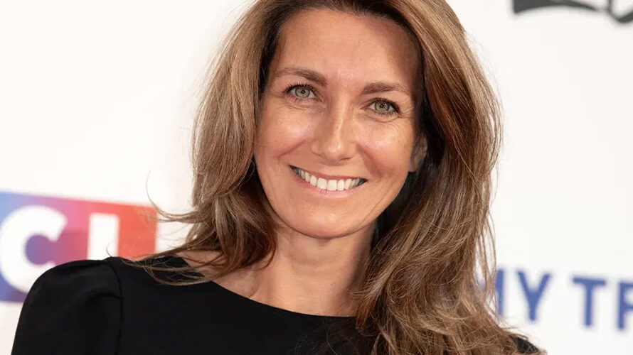 Anne-Claire Coudray : son salaire au JT de 20h sur TF1 révélé