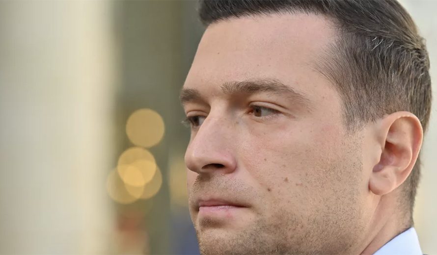 Jordan Bardella dans la tourmente, son ex-compagne Kelly fait une mise au point claire : “Puisque je reçois énormément de messages…”